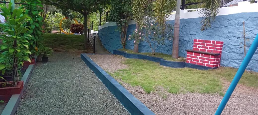 Serene Blossom Valley Tenkasi Exterior foto